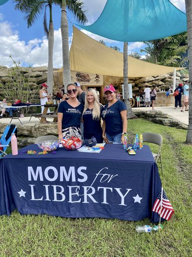 Moms for Liberty-Sarasota County Community Cookout